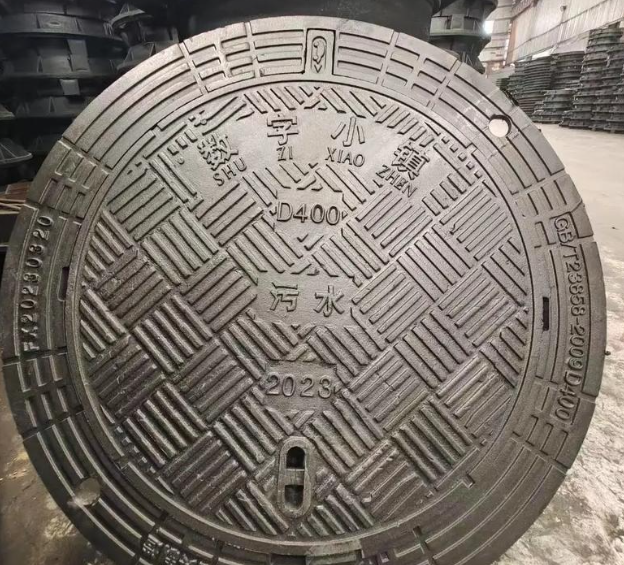 右江球墨铸铁防沉降井盖展示